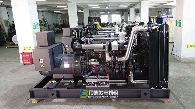 柴油發(fā)電機組電池維護與更換：確保電力供應穩(wěn)定的關鍵